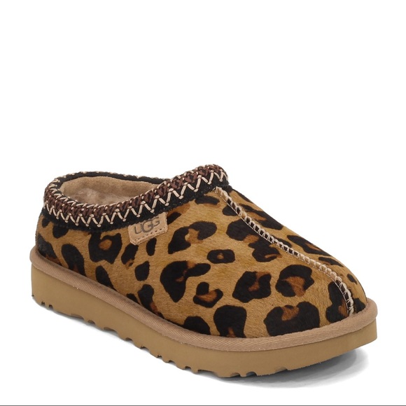 ugg womens leopard slippers